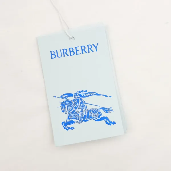 【2026】【BURBERRY 公式旗艦店】バーバリー Tシャツ ご好評に付き再入荷 24627 【2026】【BURBERRY 公式旗艦店】バーバリー Tシャツ ご好評に付き再入荷 24627
