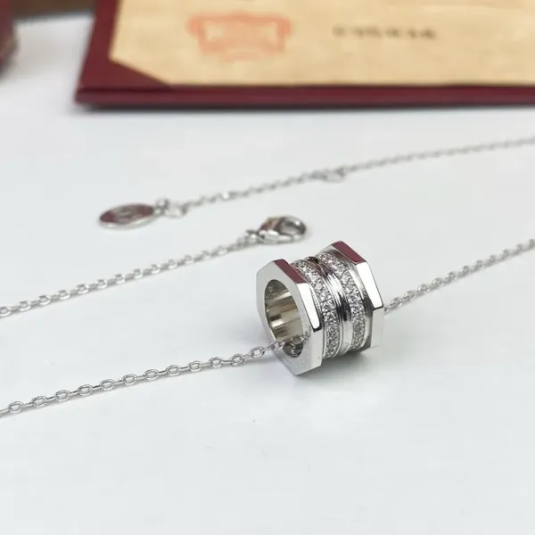 【2026】【CARTIER】ネックレス、新しいネックレス万能シンプルファッションオーナメント 24614