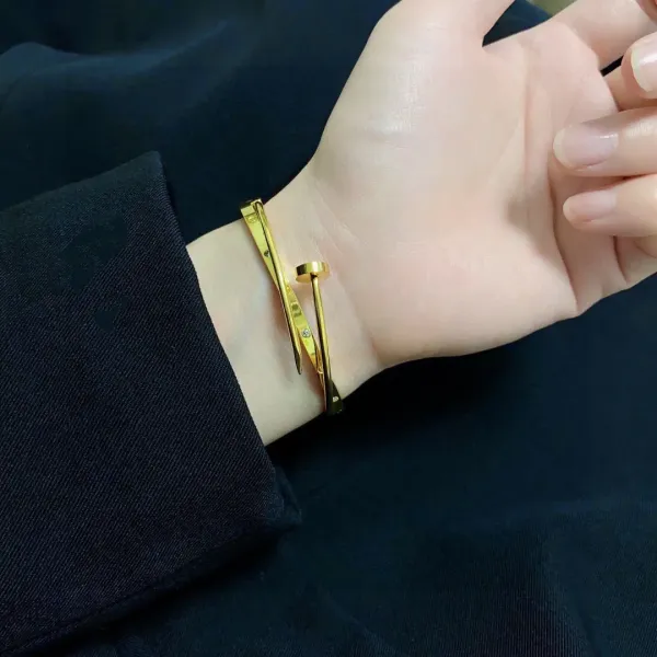 【2026】【CARTIER】ブレスレット ファッションオールマッチ 24614 【2026】【CARTIER】ブレスレット ファッションオールマッチ 24614
