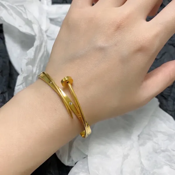 【2026】【CARTIER】ブレスレット ファッションオールマッチ 24614 【2026】【CARTIER】ブレスレット ファッションオールマッチ 24614