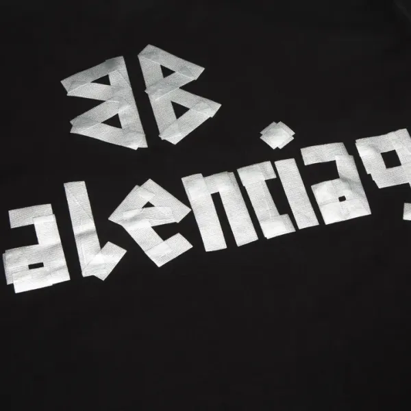 【2026】【BALENCIAGA 公式旗艦店】バレンシアガ Tシャツ ご好評に付き再入荷!24612 【2026】【BALENCIAGA 公式旗艦店】バレンシアガ Tシャツ ご好評に付き再入荷!24612
