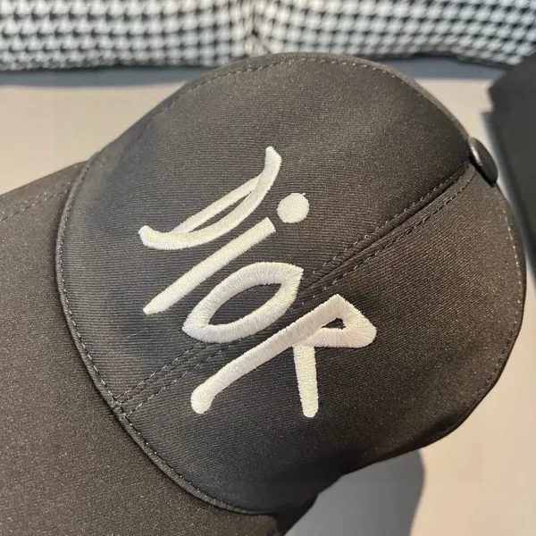 【2026】【DIOR  ディオール】【数量限定】 野球帽 / ハット