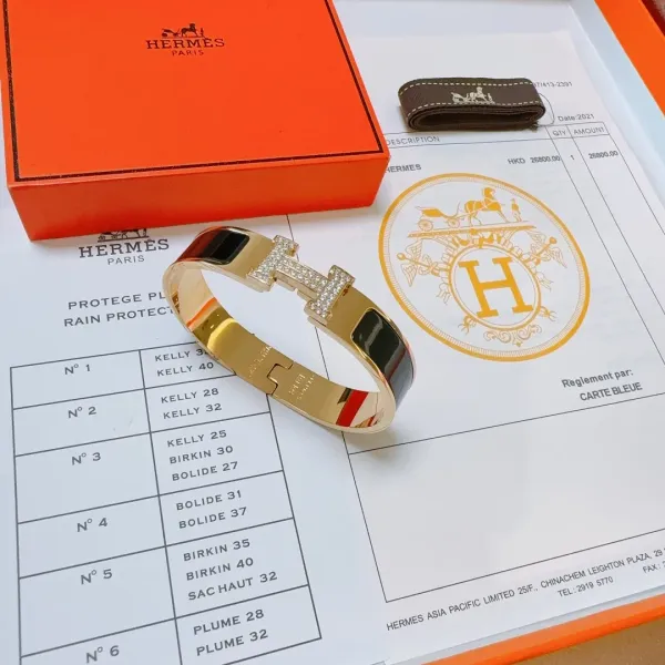【2026】【HERMES】ブレスレット、ファッションシンプルなスタイル 【2026】【HERMES】ブレスレット、ファッションシンプルなスタイル