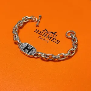 【2026】【HERMES】ブレスレット、ファッションシンプルなスタイル 【2026】【HERMES】ブレスレット、ファッションシンプルなスタイル