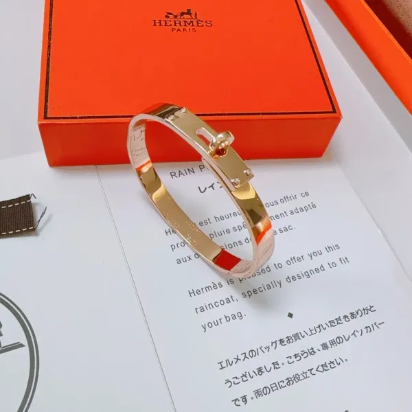 【2026】【HERMES】ブレスレット、ファッションシンプルなスタイル 【2026】【HERMES】ブレスレット、ファッションシンプルなスタイル