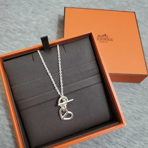 【2026】【HERMES】ネックレス、新しいネックレス万能シンプルファッションオーナメント 【2026】【HERMES】ネックレス、新しいネックレス万能シンプルファッションオーナメント