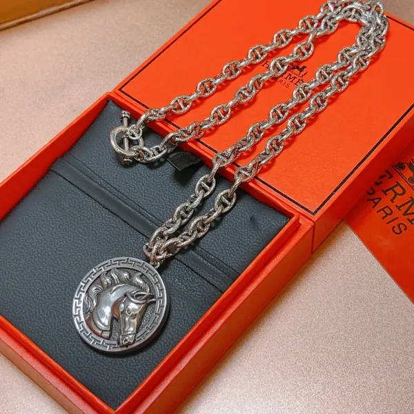 【2026】【HERMES】ネックレス、新しいネックレス万能シンプルファッションオーナメント 【2026】【HERMES】ネックレス、新しいネックレス万能シンプルファッションオーナメント