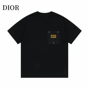 【2026】【DIOR 公式旗艦店】ディオール    Tシャツ ご好評に付き再入荷！