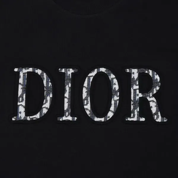 【2026】【DIOR 公式旗艦店】ディオール    Tシャツ ご好評に付き再入荷！