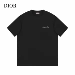 【2026】【DIOR 公式旗艦店】ディオール    Tシャツ ご好評に付き再入荷！