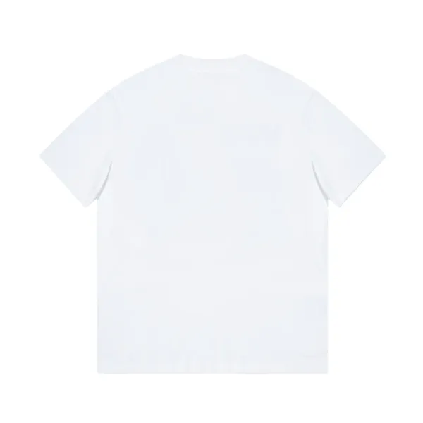 【2026】【LOEWE 公式旗艦店】ロエベ Tシャツ ご好評に付き再入荷! 【2026】【LOEWE 公式旗艦店】ロエベ Tシャツ ご好評に付き再入荷!