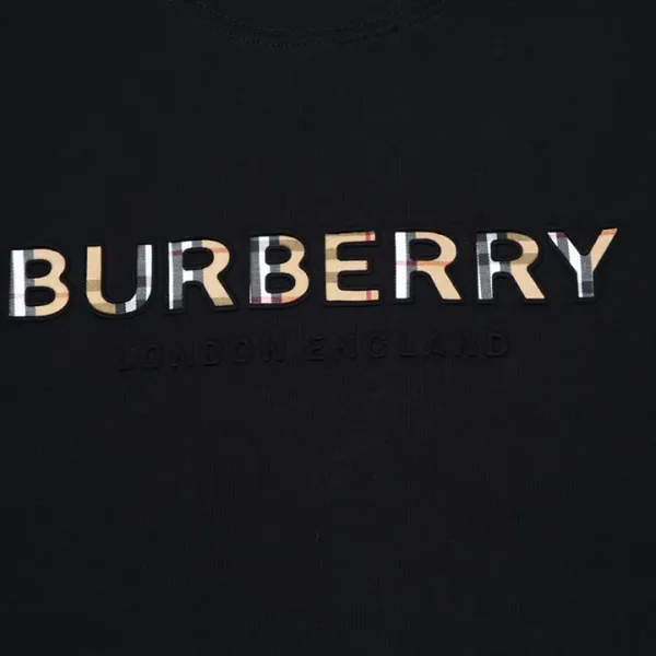 【2026】【BURBERRY 公式旗艦店】バーバリー Tシャツ ご好評に付き再入荷! 【2026】【BURBERRY 公式旗艦店】バーバリー Tシャツ ご好評に付き再入荷!