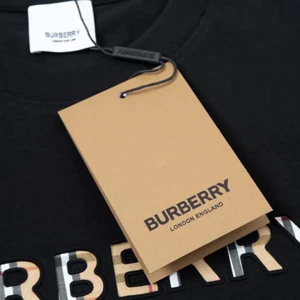 【2026】【BURBERRY 公式旗艦店】バーバリー Tシャツ ご好評に付き再入荷! 【2026】【BURBERRY 公式旗艦店】バーバリー Tシャツ ご好評に付き再入荷!