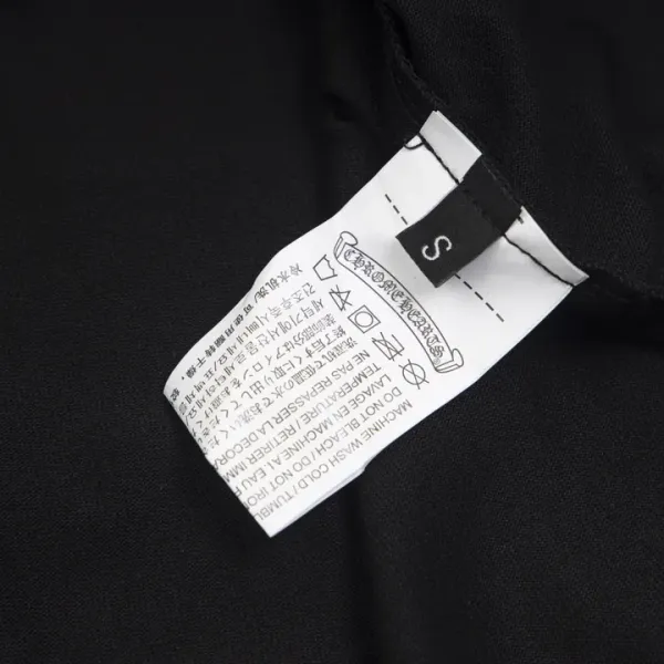 【2026】【CHROME HEARTS公式旗艦店】クロムハーツ Tシャツ ご好評に付き再入荷! 【2026】【CHROME HEARTS公式旗艦店】クロムハーツ Tシャツ ご好評に付き再入荷!