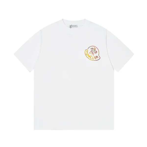 【2026】【MONCLER  公式旗艦店】モンクレール   Tシャツご好評に付き再入荷！