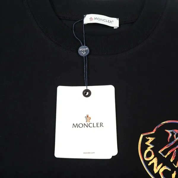 【2026】【MONCLER  公式旗艦店】モンクレール   Tシャツご好評に付き再入荷！