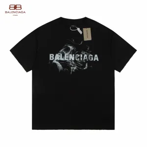 【2026】【BALENCIAGA 公式旗艦店】バレンシアガ Tシャツ ご好評に付き再入荷! 【2026】【BALENCIAGA 公式旗艦店】バレンシアガ Tシャツ ご好評に付き再入荷!