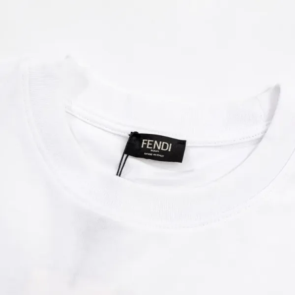 【2026】【FENDI  公式旗艦店】フェンディTシャツ ご好評に付き再入荷！