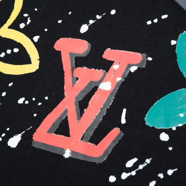 【2026】LV 【LOUIS VUITTON 公式旗艦店】ルイヴィトン Tシャツご好評に付き再入荷! 【2026】LV 【LOUIS VUITTON 公式旗艦店】ルイヴィトン Tシャツご好評に付き再入荷!