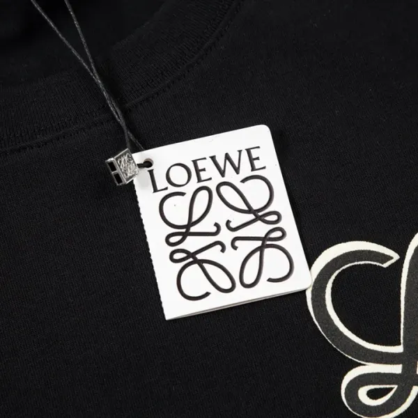 【2026】【LOEWE 公式旗艦店】ロエベ Tシャツ ご好評に付き再入荷! 【2026】【LOEWE 公式旗艦店】ロエベ Tシャツ ご好評に付き再入荷!