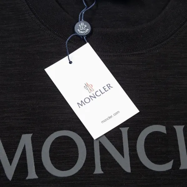 【2026】【MONCLER 公式旗艦店】 モンクレール Tシャツ ご好評に付き再入荷! 【2026】【MONCLER 公式旗艦店】 モンクレール Tシャツ ご好評に付き再入荷!