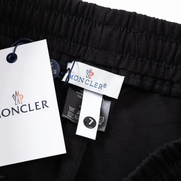 【2026】【MONCLER 公式旗艦店】モンクレール ショートパンツ ご好評に付き再入荷! 【2026】【MONCLER 公式旗艦店】モンクレール ショートパンツ ご好評に付き再入荷!