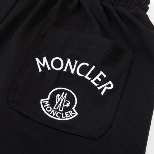 【2026】【MONCLER 公式旗艦店】モンクレール ショートパンツ ご好評に付き再入荷! 【2026】【MONCLER 公式旗艦店】モンクレール ショートパンツ ご好評に付き再入荷!