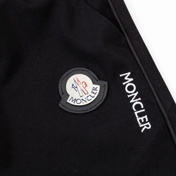 【2026】【MONCLER 公式旗艦店】モンクレール ショートパンツ ご好評に付き再入荷! 【2026】【MONCLER 公式旗艦店】モンクレール ショートパンツ ご好評に付き再入荷!
