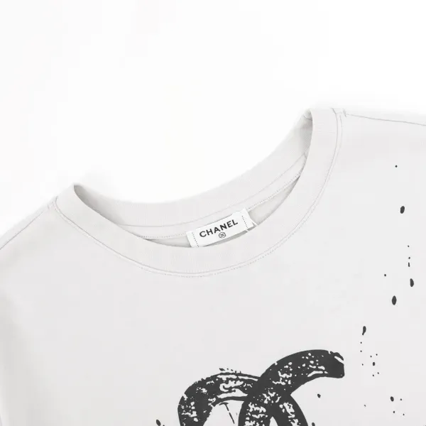 【2026】【CHANEL 公式旗艦店】シャネル Tシャツ ご好評に付き再入荷! 【2026】【CHANEL 公式旗艦店】シャネル Tシャツ ご好評に付き再入荷!