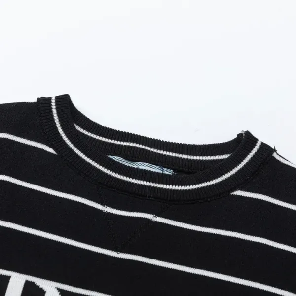 【2026】【PRADA  公式旗艦店】プラダ  Tシャツ ご好評に付き再入荷！