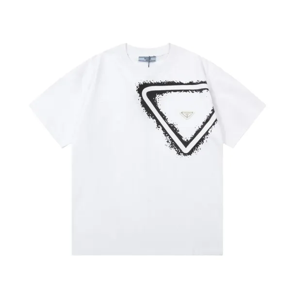 【2026】【PRADA 公式旗艦店】プラダ Tシャツ ご好評に付き再入荷! 【2026】【PRADA 公式旗艦店】プラダ Tシャツ ご好評に付き再入荷!