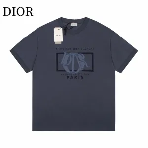 【2026】【DIOR 公式旗艦店】ディオール    Tシャツ ご好評に付き再入荷！