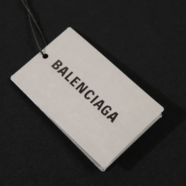 【2026】【BALENCIAGA 公式旗艦店】バレンシアガ Tシャツ ご好評に付き再入荷! 【2026】【BALENCIAGA 公式旗艦店】バレンシアガ Tシャツ ご好評に付き再入荷!