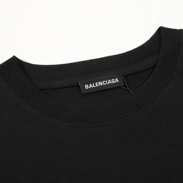 【2026】【BALENCIAGA 公式旗艦店】バレンシアガ Tシャツ ご好評に付き再入荷! 【2026】【BALENCIAGA 公式旗艦店】バレンシアガ Tシャツ ご好評に付き再入荷!