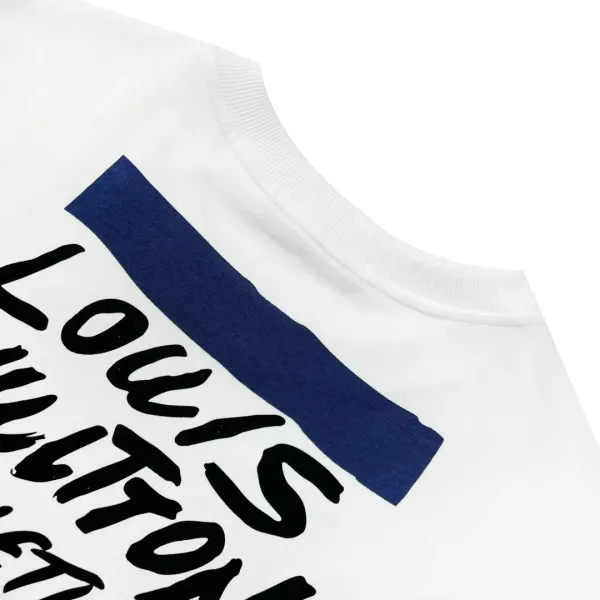 【2026】LV【LOUIS VUITTON 公式旗艦店】ルイヴィトン Tシャツ ご好評に付き再入荷! 【2026】LV【LOUIS VUITTON 公式旗艦店】ルイヴィトン Tシャツ ご好評に付き再入荷!