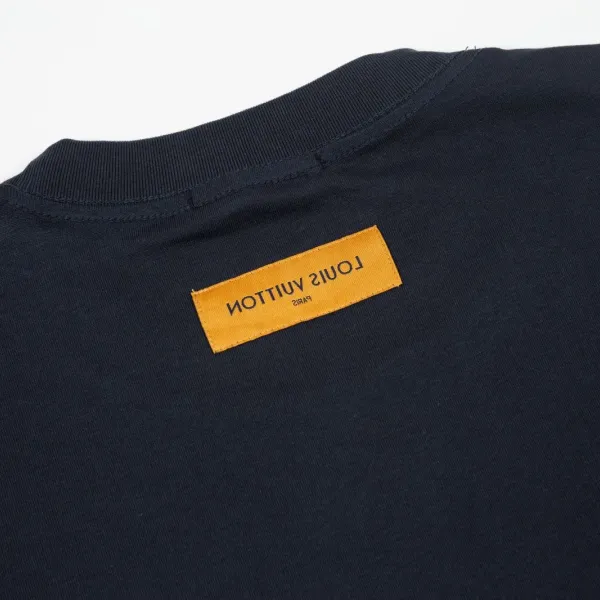 【2026】LV【LOUIS VUITTON 公式旗艦店】ルイヴィトン Tシャツ ご好評に付き再入荷! 【2026】LV【LOUIS VUITTON 公式旗艦店】ルイヴィトン Tシャツ ご好評に付き再入荷!