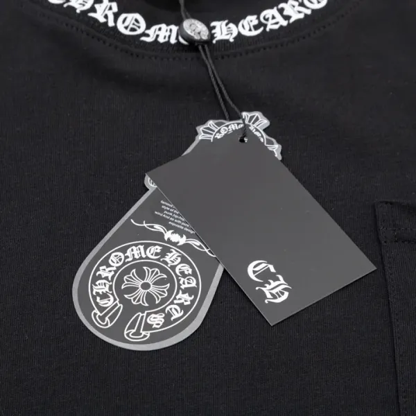 【2026】【CHROME HEARTS 公式旗艦店】クロムハーツ Tシャツご好評に付き再入荷! 【2026】【CHROME HEARTS 公式旗艦店】クロムハーツ Tシャツご好評に付き再入荷!