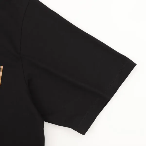 【2026】【BURBERRY 公式旗艦店】バーバリー Tシャツ ご好評に付き再入荷! 【2026】【BURBERRY 公式旗艦店】バーバリー Tシャツ ご好評に付き再入荷!