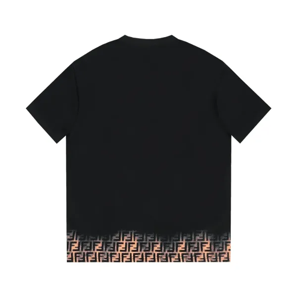 【2026】【FENDI 公式旗艦店】フェンディ Tシャツ ご好評に付き再入荷! 【2026】【FENDI 公式旗艦店】フェンディ Tシャツ ご好評に付き再入荷!