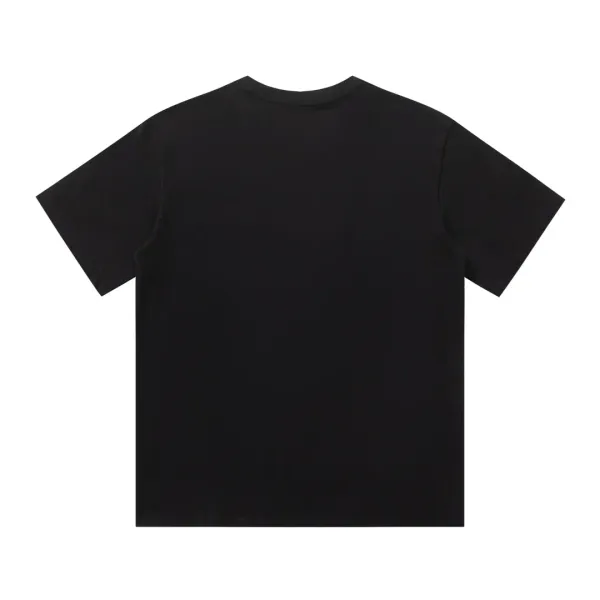 【2026】【FENDI 公式旗艦店】フェンディ Tシャツ ご好評に付き再入荷! 【2026】【FENDI 公式旗艦店】フェンディ Tシャツ ご好評に付き再入荷!