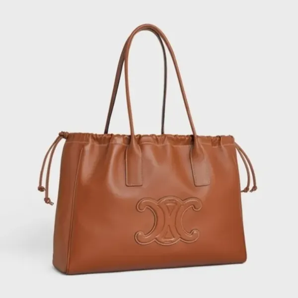 【2026】【CELINE】セリーヌ カバ ドローストリング キュイル トリオンフ 【2026】【CELINE】セリーヌ カバ ドローストリング キュイル トリオンフ