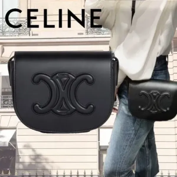 【2026】【完売間近】CELINE セリーヌ フォルコキュイル ショルダーバッグ 大人気 18.5*15*7cm
