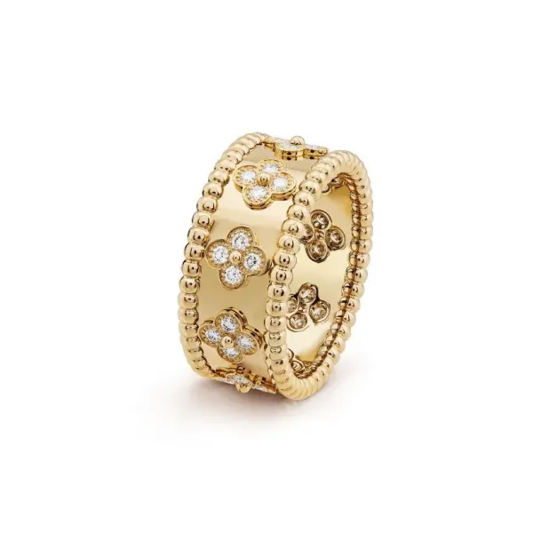 【2026】【Vancleef & Arpels】 ペルレ クローバー リング、スモールモデル 【2026】【Vancleef & Arpels】 ペルレ クローバー リング、スモールモデル