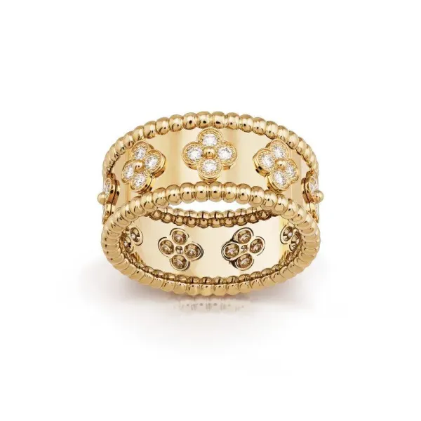 【2026】【Vancleef & Arpels】 ペルレ クローバー リング、スモールモデル 【2026】【Vancleef & Arpels】 ペルレ クローバー リング、スモールモデル