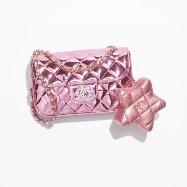 【2026】Cruise CHANEL シャネルミニフラップバッグ&スターコインケース付 12.5 × 19 × 5 cm 【2026】Cruise CHANEL シャネルミニフラップバッグ&スターコインケース付 12.5 × 19 × 5 cm