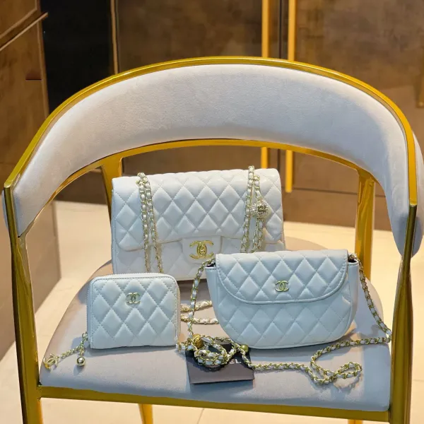 【2026】【CHANEL】 シャネル定番人気 ミニ マトラッセ☆CHANEL☆Mini Flap Bag3点セット お得 【2026】【CHANEL】 シャネル定番人気 ミニ マトラッセ☆CHANEL☆Mini Flap Bag3点セット お得