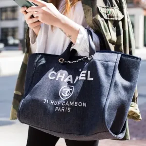 【2026】Chanel Deauville Large Tote チェーン付 デニム トートバッグ 【2026】Chanel Deauville Large Tote チェーン付 デニム トートバッグ