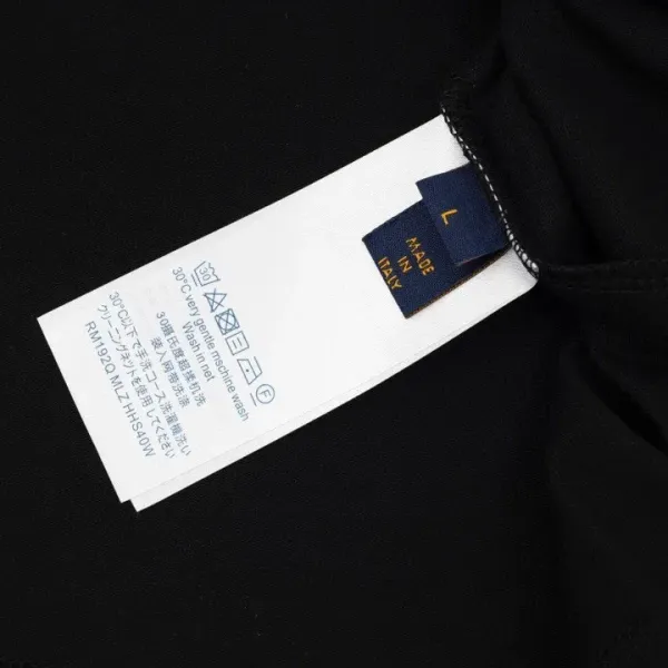 【2026】LV【LOUIS VUITTON 公式旗艦店】ルイヴィトン Tシャツご好評に付き再入荷! 【2026】LV【LOUIS VUITTON 公式旗艦店】ルイヴィトン Tシャツご好評に付き再入荷!