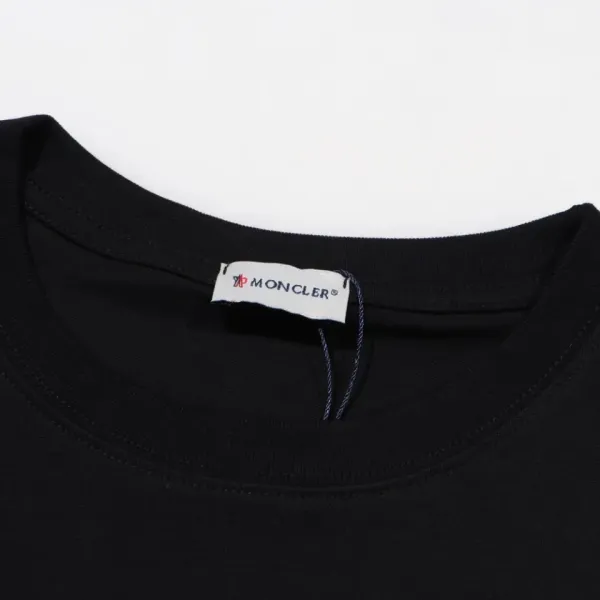 【2026】【MONCLER  公式旗艦店】モンクレール   Tシャツご好評に付き再入荷！