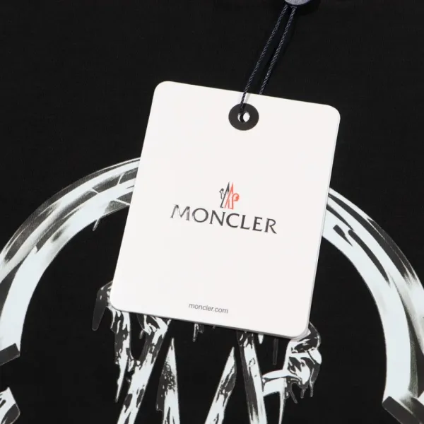 【2026】【MONCLER  公式旗艦店】モンクレール   Tシャツご好評に付き再入荷！